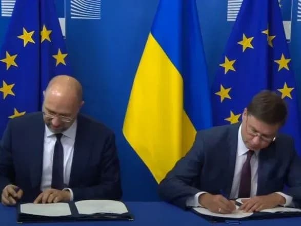 Зустріч Шмигаля з Домбровскісом у Брюсселі: що обговорювали