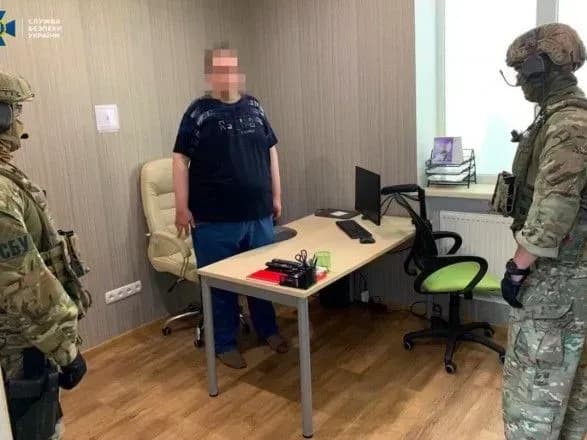 У Харкові банда "вибивала" гроші з підприємців під виглядом працівників СБУ