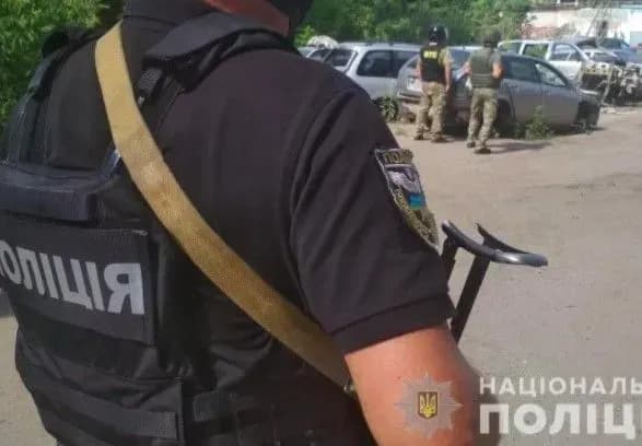 У Полтаві проводять спецоперацію через чоловіка, який погрожує гранатою