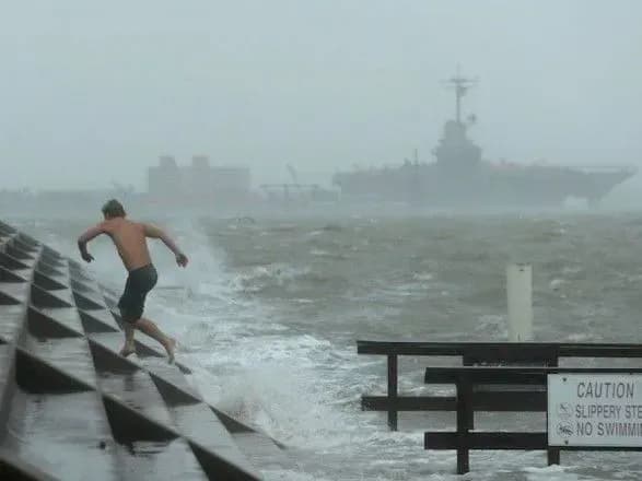 Циклон "Ханна" дійшов до узбережжя штату Техас