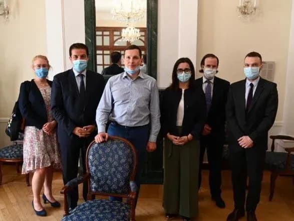 У МЗС перед перемовинами з Іраном відбулась зустріч з представниками п’яти країн