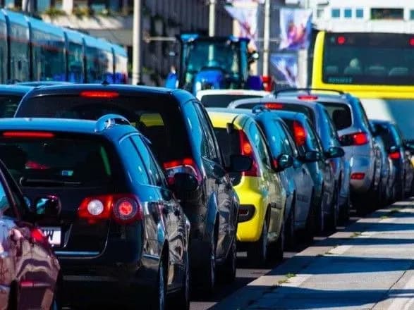 В Киеве образовались значительные пробки