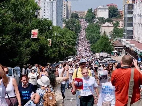 Масштабні протести у Хабаровську: призначений Кремлем губернатор заявив про "провокаторів з Грузії"