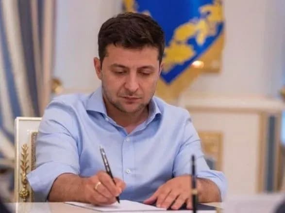 Президент підписав закон про зниження "зеленого" тарифу