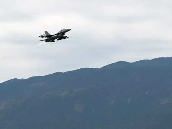 Авіація і флот США провели спільні навчання у Чорному морі