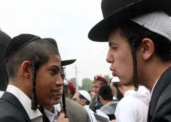 Ізраїль виступив проти паломництва хасидів до Умані цього року