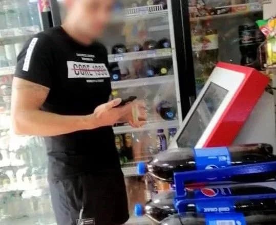 Чоловіка підозрюють в продажі неіснуючих товарів через інтернет