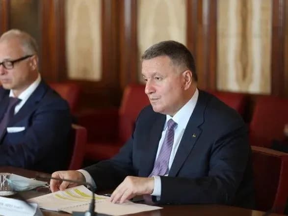 С начала года задержаны 10 украинцев за участие в переправке нелегальных мигрантов - Аваков