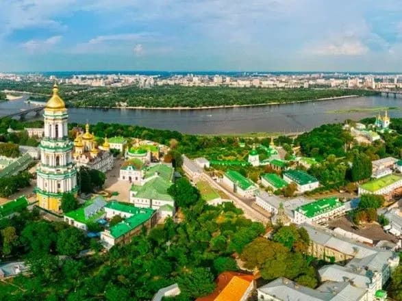 У Києві за добу коронавірус виявили у 150 людей, загалом - вже понад 8800 випадків COVID-19