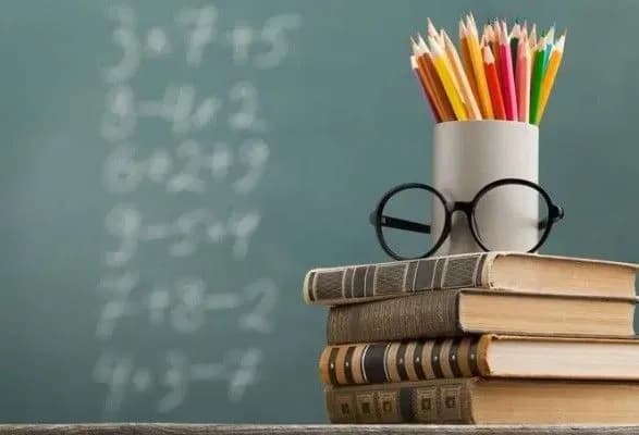 Психолог дала поради, як підготувати дитину до школи