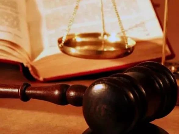 Экс-чиновника Государственной исполнительной службы осудят за около 2 млн грн убытков
