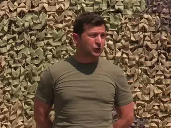 Зеленський заявив, що не вважає всіх чиновників часів Януковича "старою владою"