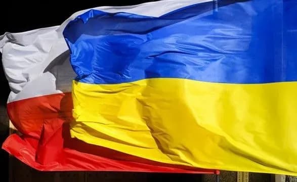 Погіршення епідеміологічної ситуації: генконсульство Польщі в Україні змінює режим роботи