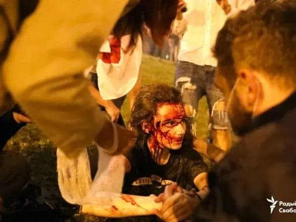 Вибори в Білорусі: президенти Польщі та Литви засудили насильство силовиків