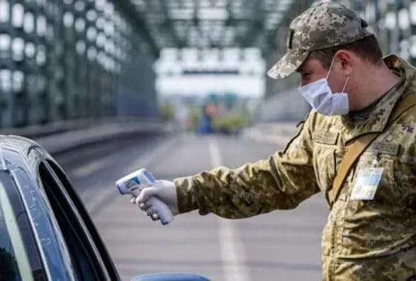 Премьер-министр заявил, что карантин для людей с ОРДЛО сохранят