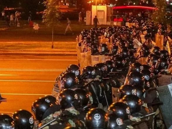 Вибори у Білорусі: Євросоюз засудив насильство проти демонстрантів