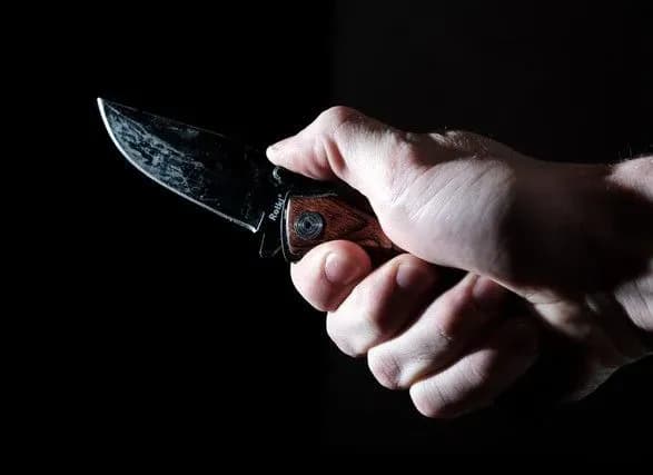 Чоловік з ножем взяв заручника у соборі Мілана