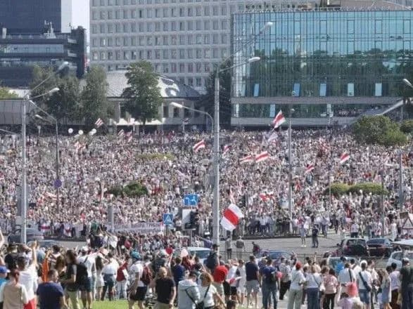 Протести у Білорусі: Канада не визнає результати виборів та перемогу Лукашенко