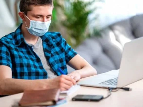 У МОН вважають, що дистанційне навчання навесні сприяло високим балам на ЗНО