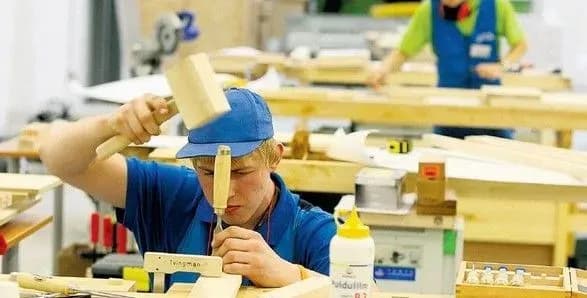 МОН оновив порядок замовлення та видачі дипломів про профосвіту