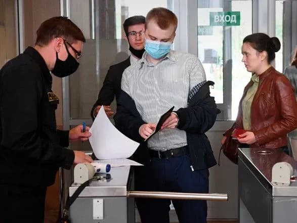 В Хабаровске из-за "минирования" пришлось эвакуировать более 13 тысяч детей из детсадов