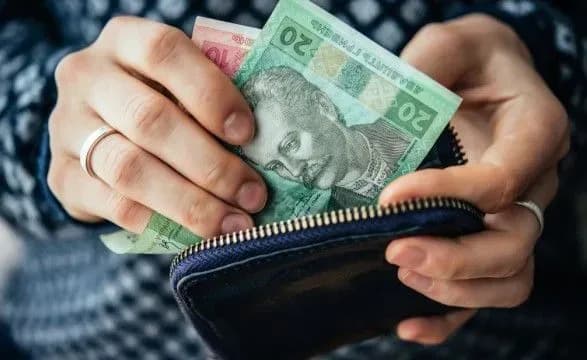 Кабмін сьогодні планує підвищити зарплату для бюджетників