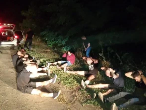 Аваков відреагував на розстріляний автобус під Харковом: ті, хто посіяв насильство, отримають по лобі від держави