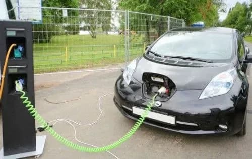 Рада підтримала пільги для власників електромобілів – експерт Офісу реформ МІУ