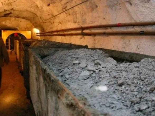 Колишні керівники шахти "Надія" отримували мільйонні зарплати