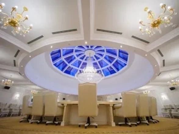 Кравчук на засіданні ТКГ довів Гризлова до нападу - Казанський