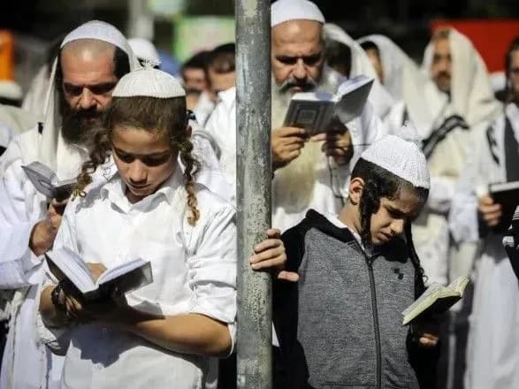 У 5 паломників-хасидів в Умані виявили COVID-19