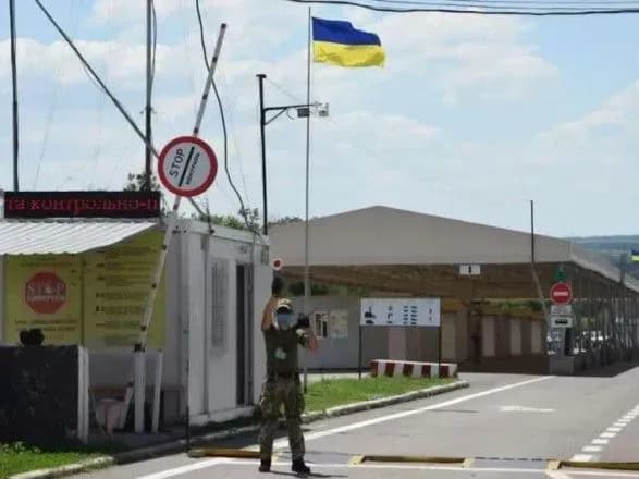 Ситуація на КПВВ на Донбасі: окупанти перешкоджають вільному руху людей