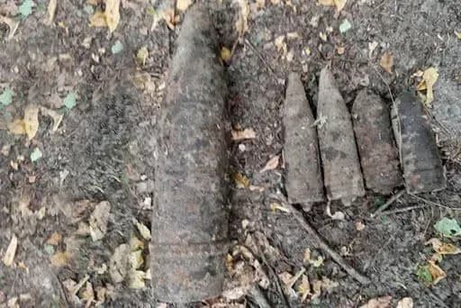 На Сумщині знищили понад 30 боєприпаси часів минулих війн та виявили 28