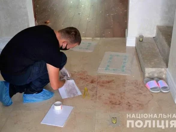 На Рівненщині жінку підозрюють у вбивстві чоловіка та пораненні доньки