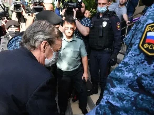 Актора Єфремова засудили до 8 років колонії