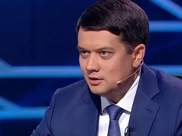 Зміна уряду під час пандемії коронавірусу не на часі — Разумков