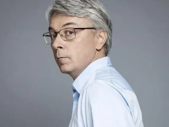 Ткаченку поцілили у вухо яйцем