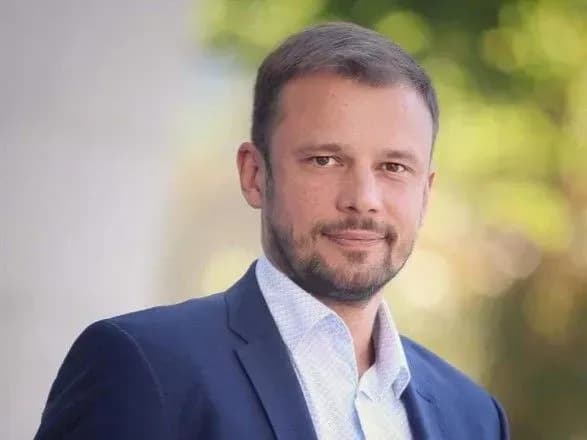 Рада виправила помилки уряду, який за 3 місяці не зміг виділити кошти на безпеку вчителів - Бабак