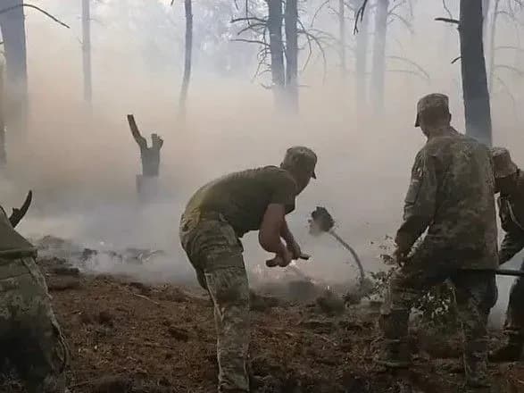 Пожежу на полігоні під Києвом ще не загасили