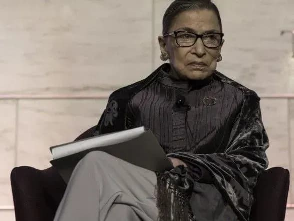 Умерла старейший член Верховного суда США Рут Бейдер Гинзбург