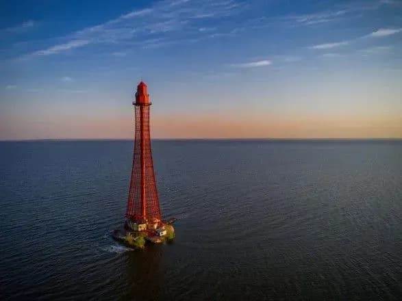 Криклій розповів, які маяки зображені на марках у третій серії "Маяки України"