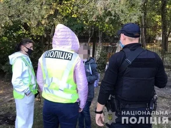 У столиці правоохоронці цілу ніч шукали 10-річну дівчинку, яка втекла з дому