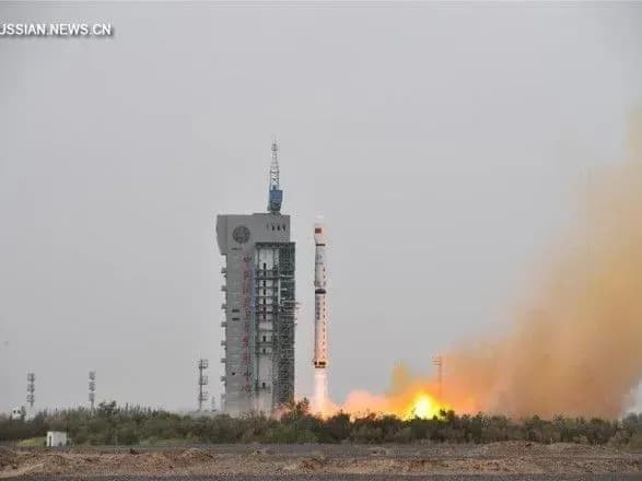 У Китаї запустили супутник для спостереження за океанським середовищем