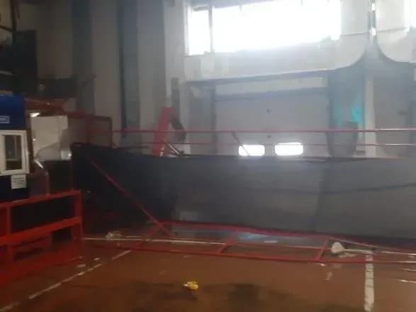 Через обрушення пішохідного переходу у Підмосков'ї постраждали понад 50 людей