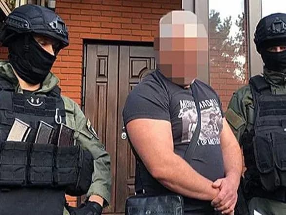 У Києві затримали учасників угруповання, які протягом року блокували будівництво житлового комплексу