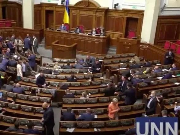 ВР сьогодні працюватиме до вичерпання порядку денного