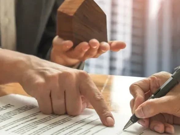 У Дніпрі судитимуть злочинну групу за заволодіння майном містян на близько 9 млн гривень