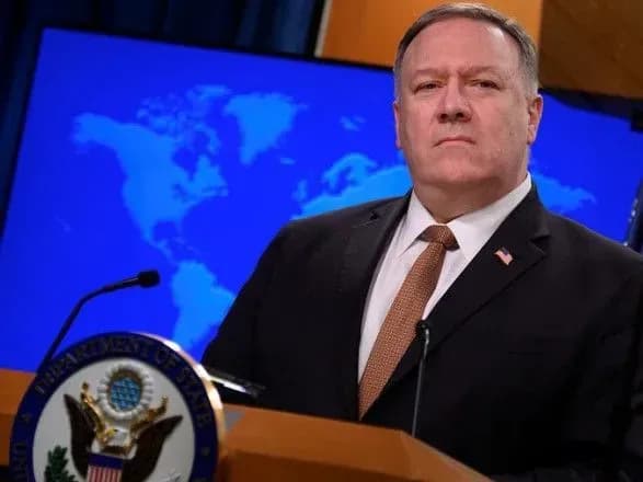 Помпео скоротив візити до країн Азії через COVID-19 у Трампа