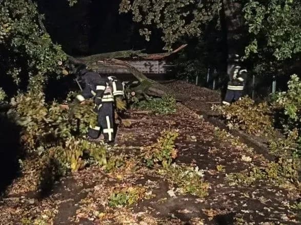 Івано-Франківськ підтопило через потужну зливу