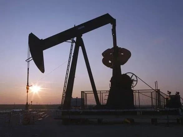 Світові ціни на нафту продовжили зростання